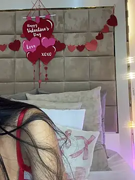 Victoria adaams online show from 02-12-25, 09:11