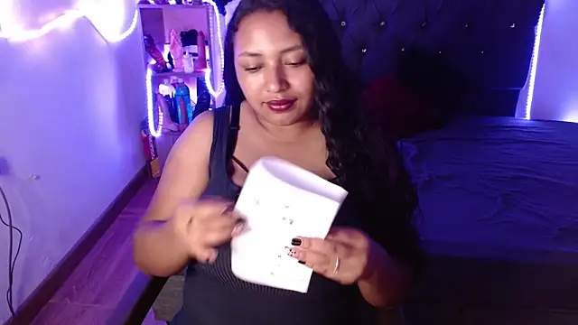 tatiana wd online show from 04-21-26, 02:14