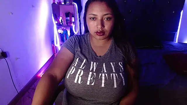 tatiana wd online show from 04-18-26, 02:14