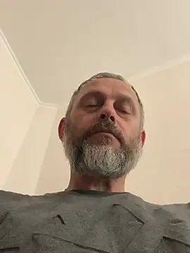 GHsveter online show from 05-16-26, 06:23