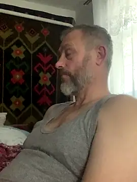 GHsveter online show from 11-14-25, 01:37