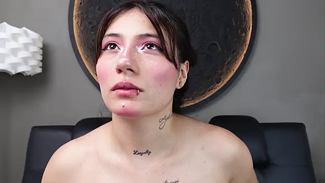 miss sharlotte18 online show from 04-09-26, 06:03