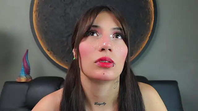 miss sharlotte18 online show from 03-18-26, 06:09