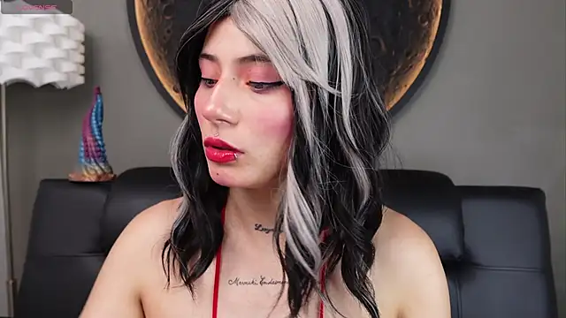 miss sharlotte18 online show from 04-16-26, 06:08