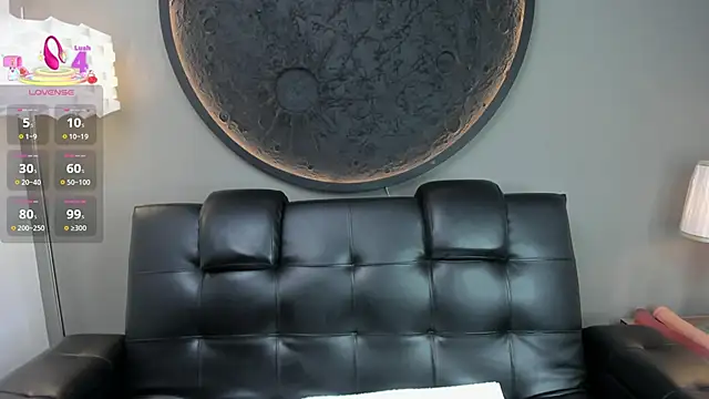 miss vaiolette online show from 03-18-25, 11:11