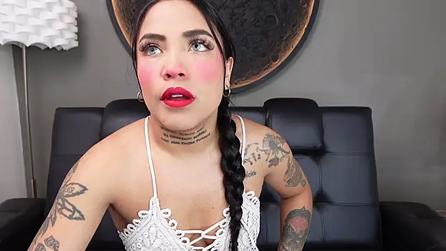 miss vaiolette online show from 04-15-26, 11:05