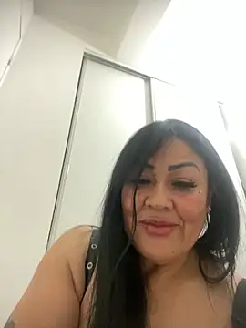 Snapshot of kittyhotass1 chatting on 01-31-25, 01:02 kittyhotass1 online show from 01-31-25, 01:02