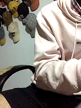 Cabetothepro online show from 11-21-25, 03:16