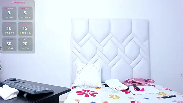 Mature Hard online show from 11-06-25, 09:19