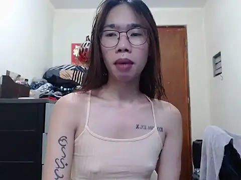 Snapshot of AsianFuckBuddies chatting on 10-06-25, 02:02 AsianFuckBuddies online show from 10-06-25, 02:02