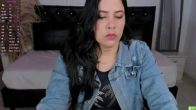 Bianka olivetto021 online show from 10-04-25, 02:13