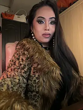 BigDominaMia online show from 02-26-26, 05:46