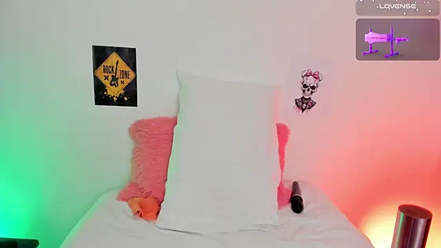 nicolette rock online show from 10-01-25, 09:14