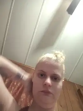 BadAssBitchMakayla online show from 06-01-26, 12:00