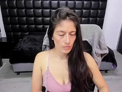 AnnyMilet  online show from 03-16-26, 11:29