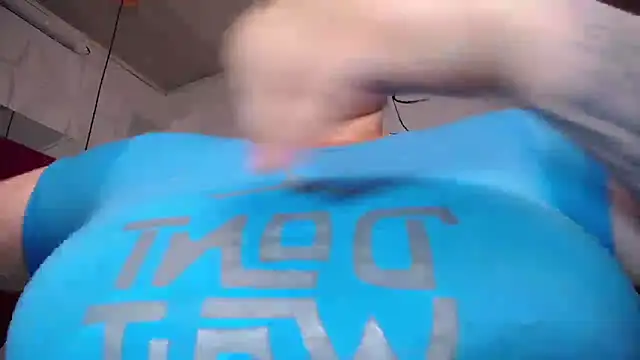 Snapshot of Penelope_Tits chatting on 03-09-26, 01:58 Penelope Tits online show from 03-09-26, 01:58