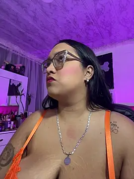 Snapshot of Teffy__xxx chatting on 05-15-26, 11:25 Teffy xxx online show from 05-15-26, 11:25