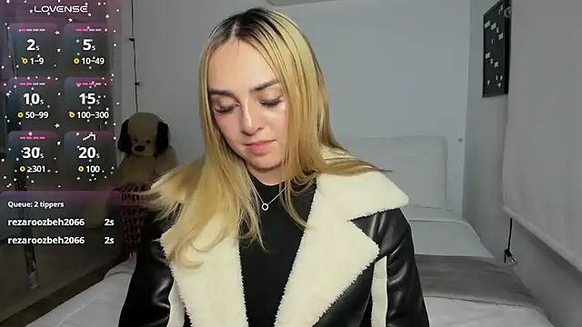 sophi mooreno online show from 03-11-25, 04:08