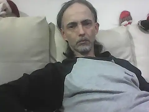 latinx44 online show from 12-11-24, 06:14