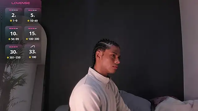 Lucas eevans online show from 10-10-25, 01:23