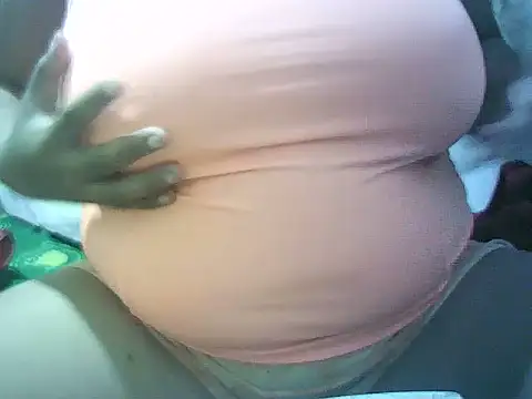 Snapshot of wet_babexxx chatting on 09-15-25, 08:31 wet babexxx online show from 09-15-25, 08:31