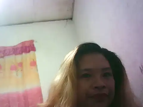 Snapshot of wet_babexxx chatting on 09-15-25, 05:41 wet babexxx online show from 09-15-25, 05:41