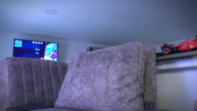 Frank Farrell online show from 10-09-25, 07:58