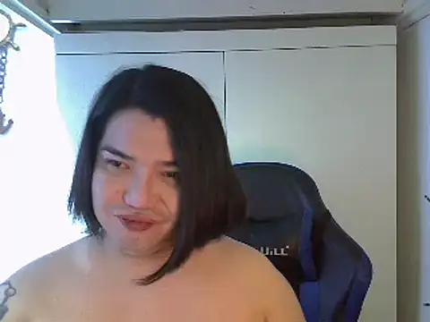 StrawberryWine07 online show from 03-09-25, 04:49