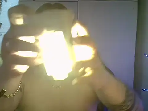 StrawberryWine07 online show from 03-30-26, 07:10