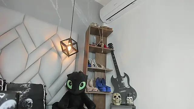 MirandaHaguen online show from 03-22-25, 03:52