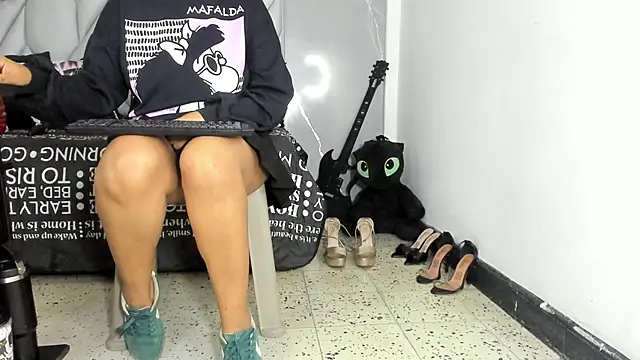 MirandaHaguen online show from 04-26-26, 01:19