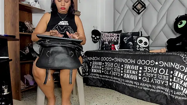 MirandaHaguen online show from 05-19-26, 09:11