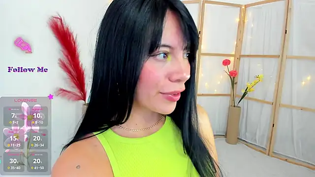 Silvanna-Moree online show from 09-11-25, 07:14