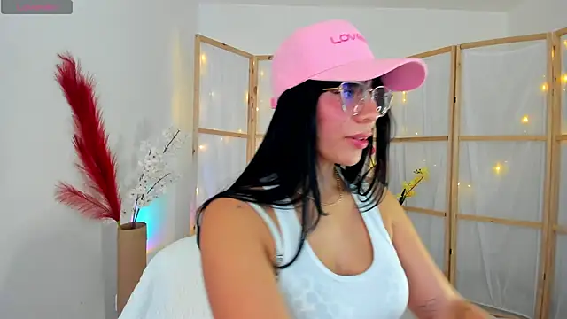 Silvanna-Moree online show from 09-09-25, 05:33