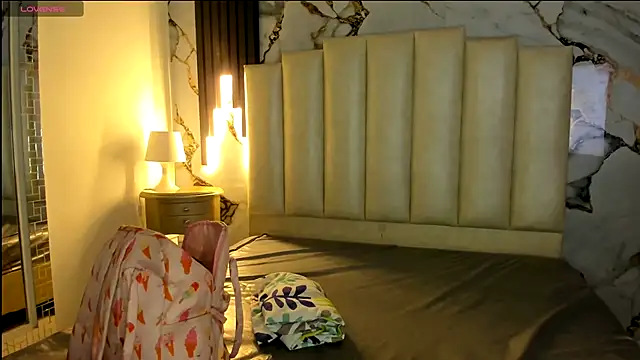 mollieblue69 online show from 12-02-25, 03:58