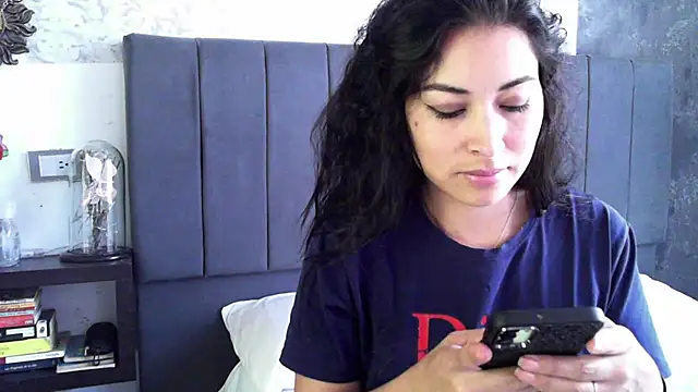 Sweet-Angie online show from 03-18-25, 05:23