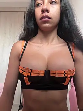 Anamhenao online show from 12-21-25, 12:07