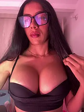 Anamhenao online show from 01-11-26, 08:43