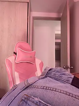 Snapshot of Anamhenao chatting on 02-27-26, 05:13 Anamhenao online show from 02-27-26, 05:13