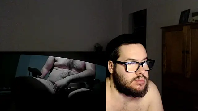 Snapshot of fck_boy123 chatting on 02-15-25, 08:33 fck boy123 online show from 02-15-25, 08:33