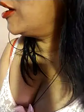 Snapshot of tharu_sweet chatting on 09-14-25, 06:25 tharu sweet online show from 09-14-25, 06:25