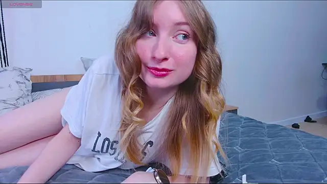  whiteprincess online show from 10-07-25, 12:17