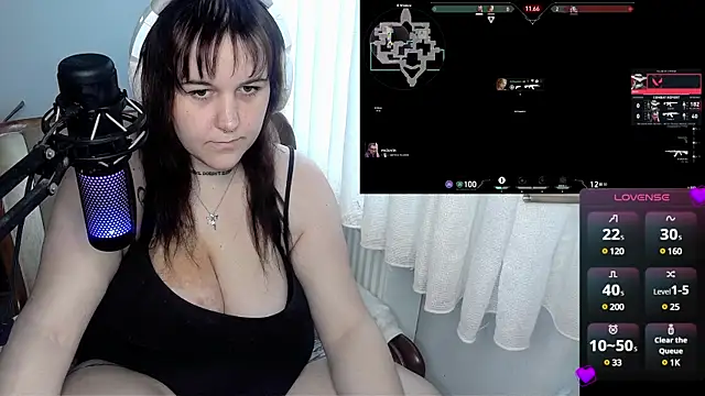 Lia-Bloom online show from 12-14-24, 01:38