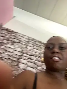 Biggblackboobs online show from 10-17-25, 07:44