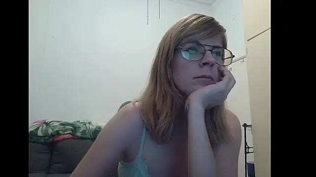 SavannaGirly online show from 11-20-25, 08:20