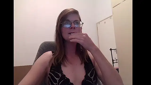 Snapshot of SavannaGirly chatting on 05-05-26, 04:43 SavannaGirly online show from 05-05-26, 04:43