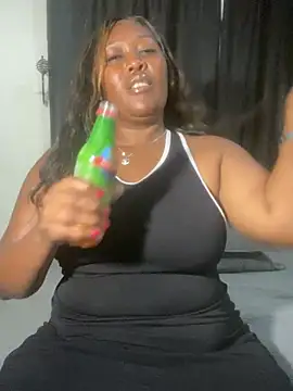 Snapshot of Cardiebae89 chatting on 06-07-26, 08:08 Cardiebae89 online show from 06-07-26, 08:08