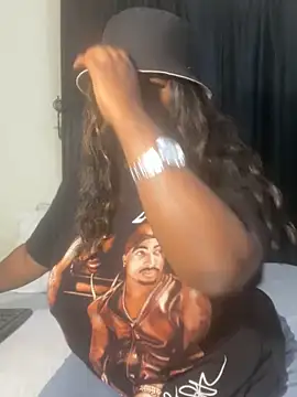 Cardiebae89 online show from 03-25-26, 10:41