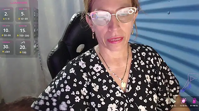 Chayla Ruiz online show from 05-08-26, 01:15