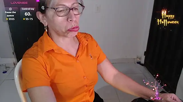 Chayla Ruiz online show from 11-15-25, 11:09